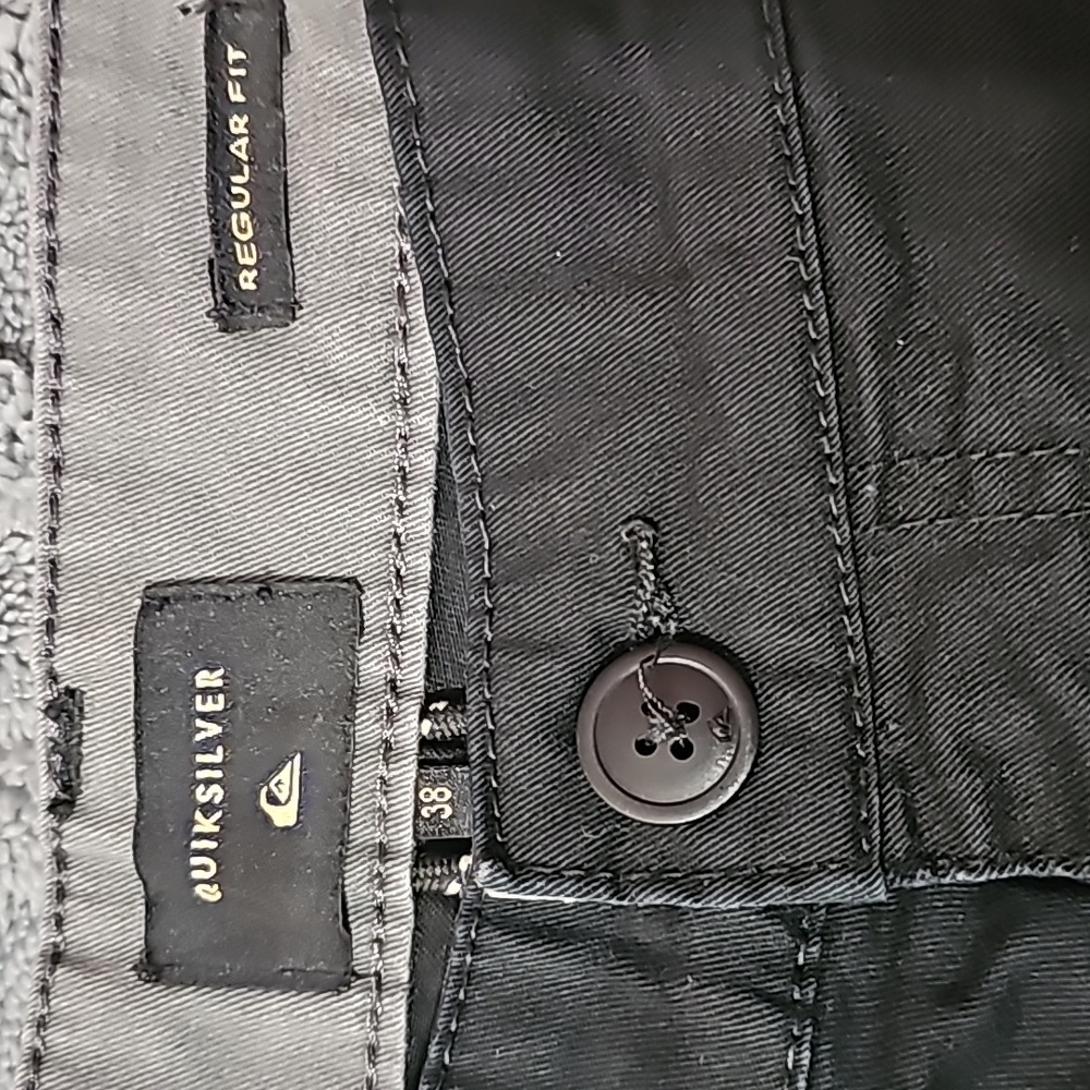 Quiksilver Black Board Shorts Size 38 - Picture 2 of 5